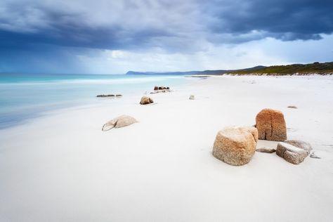 Friendly Beaches Freycinet National Park, Tasmania, Australia