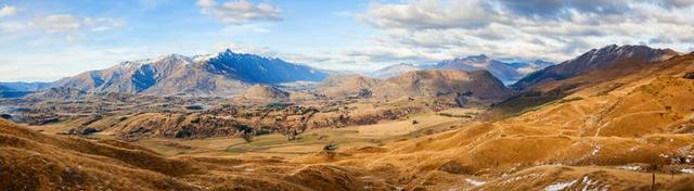 Coronet Peak Lookout View over Queenstown, NZ from Coronet Peak