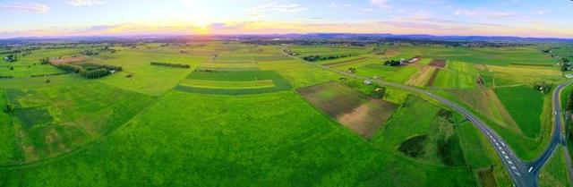 Hunter Valley Panoramic view of the Hunter Valley, looking towards Maitland